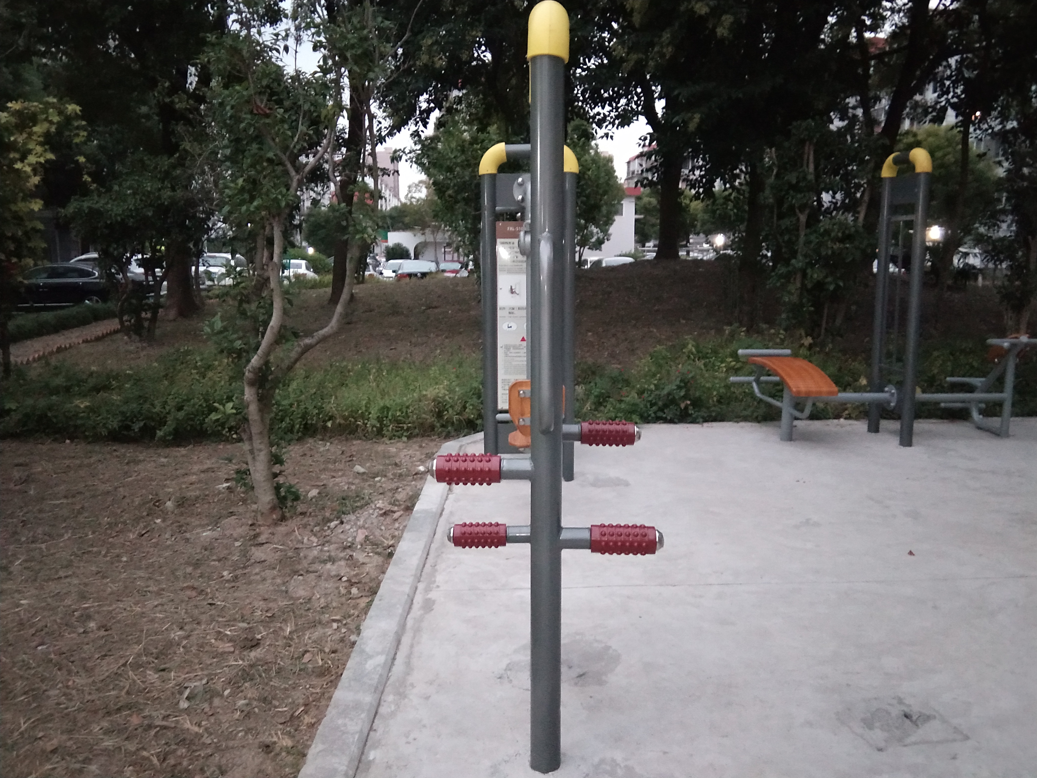 四級壓腿按摩器