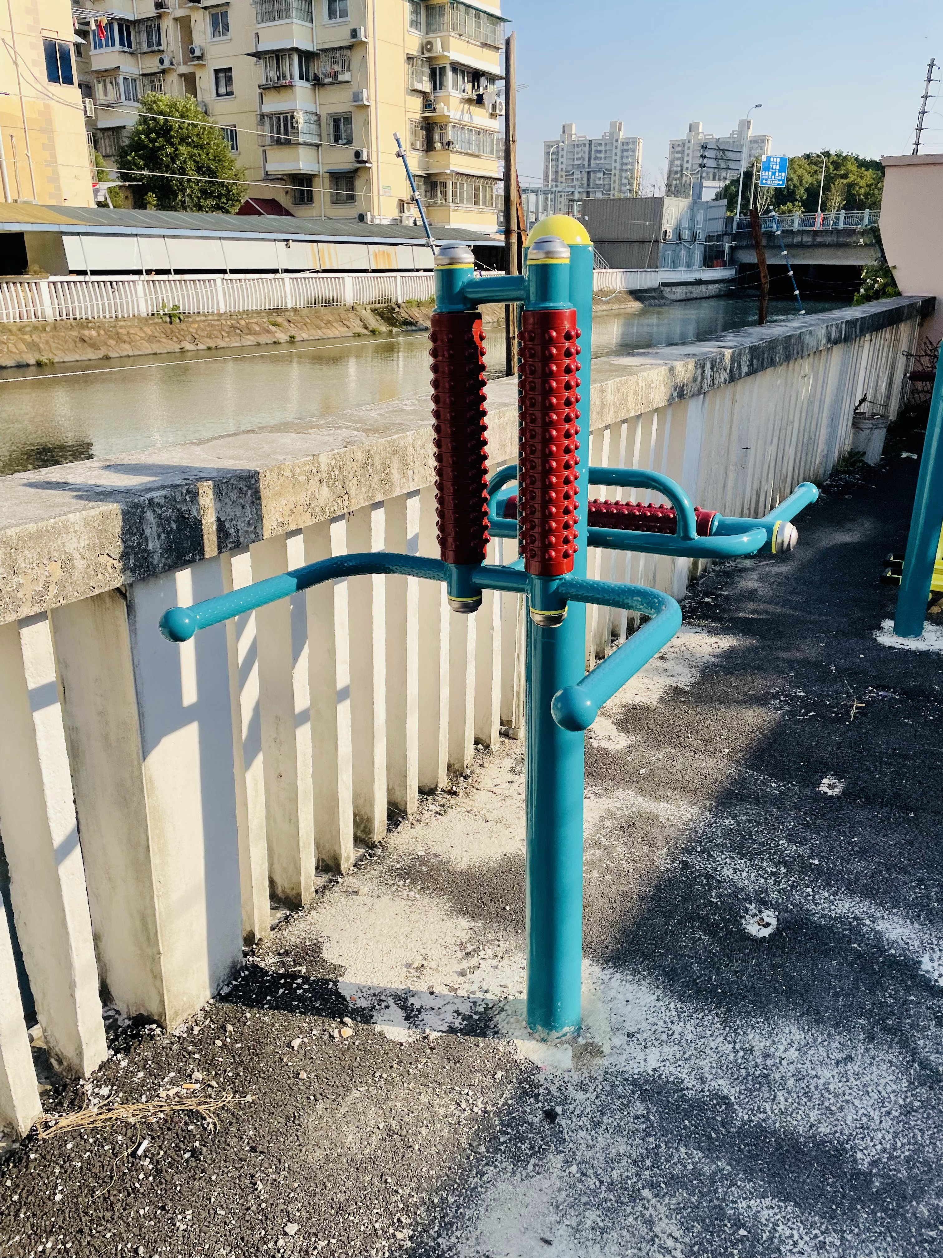 互動式腰背按摩器 互動式腰背按摩器