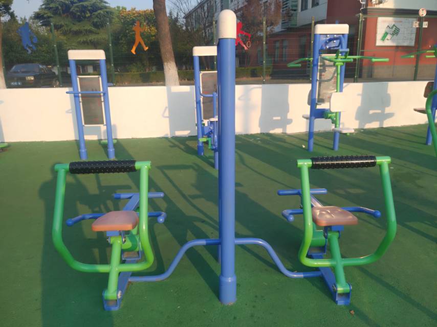 雙立柱背部訓練器 雙立柱背部訓練器