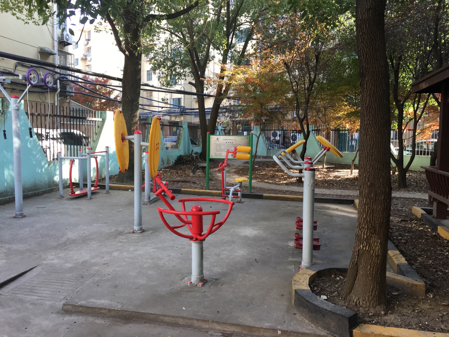 匯成四村健身點(diǎn)（2）