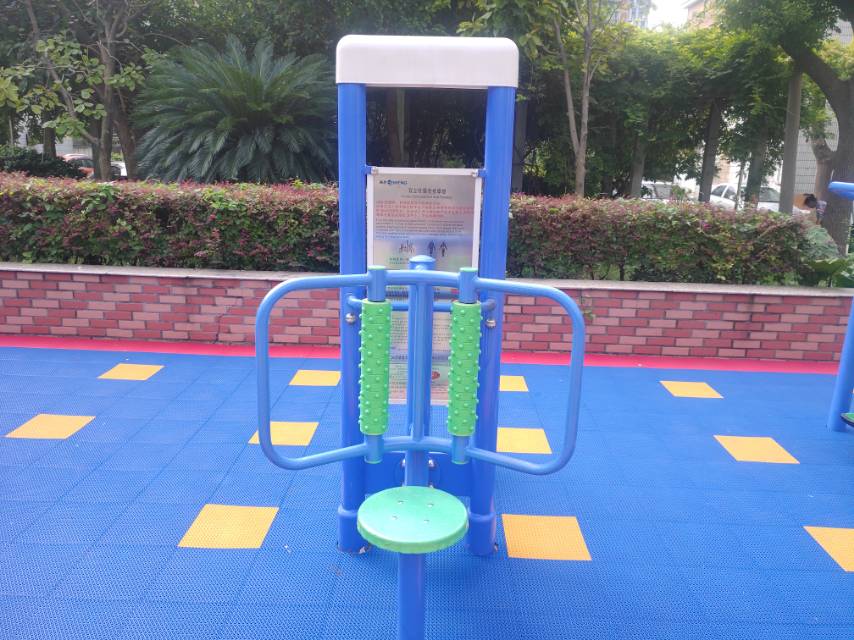 雙立柱腰背按摩器