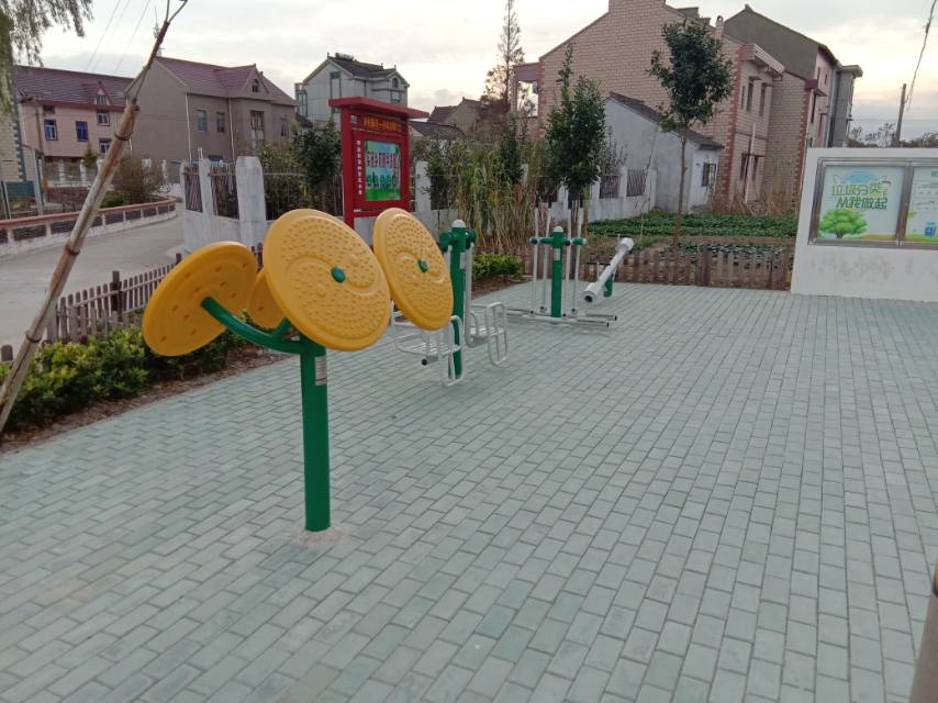 營前村3組東王家宅22號前健身路徑