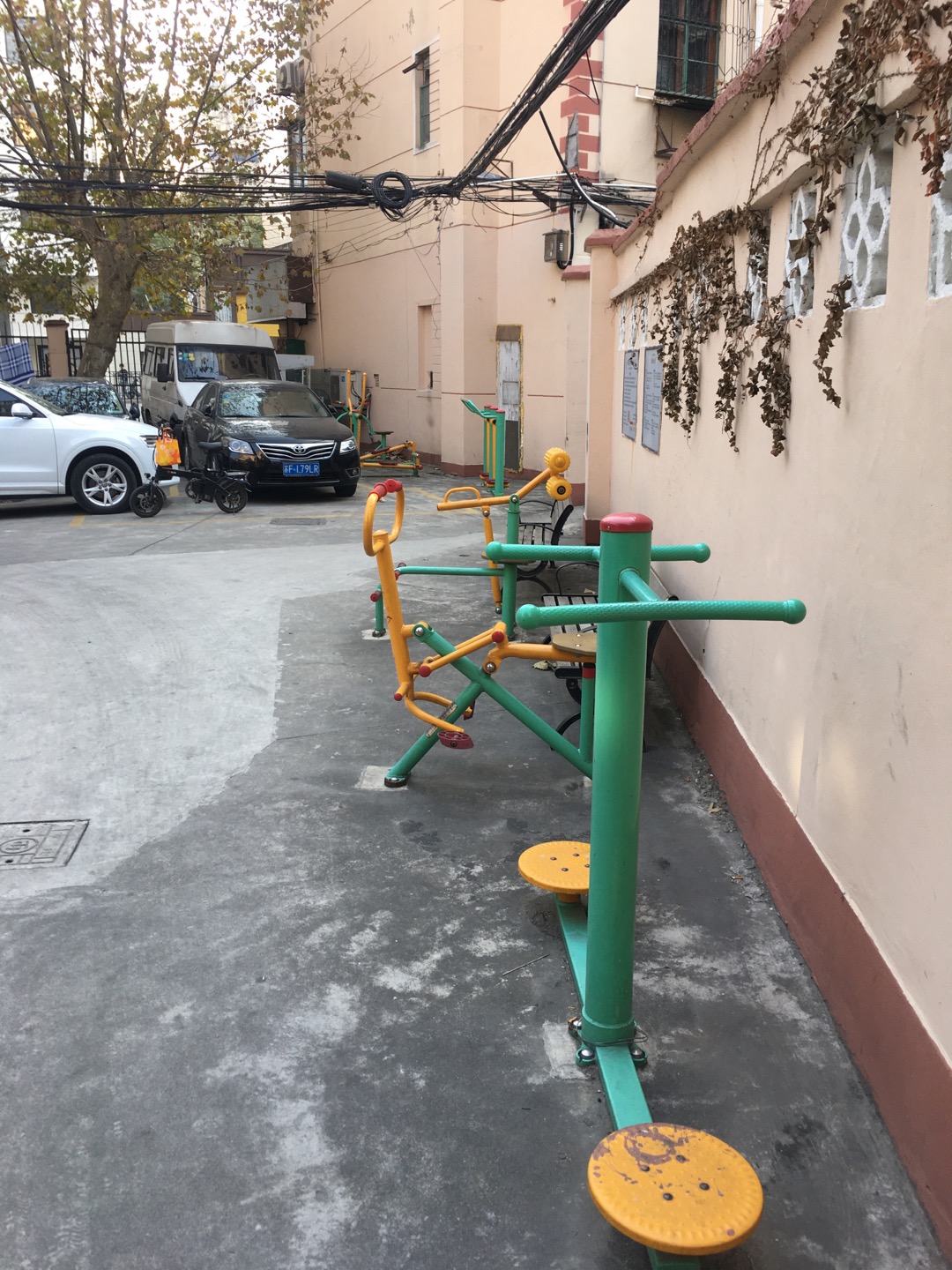 謹(jǐn)斜居委健身點(diǎn)（2）