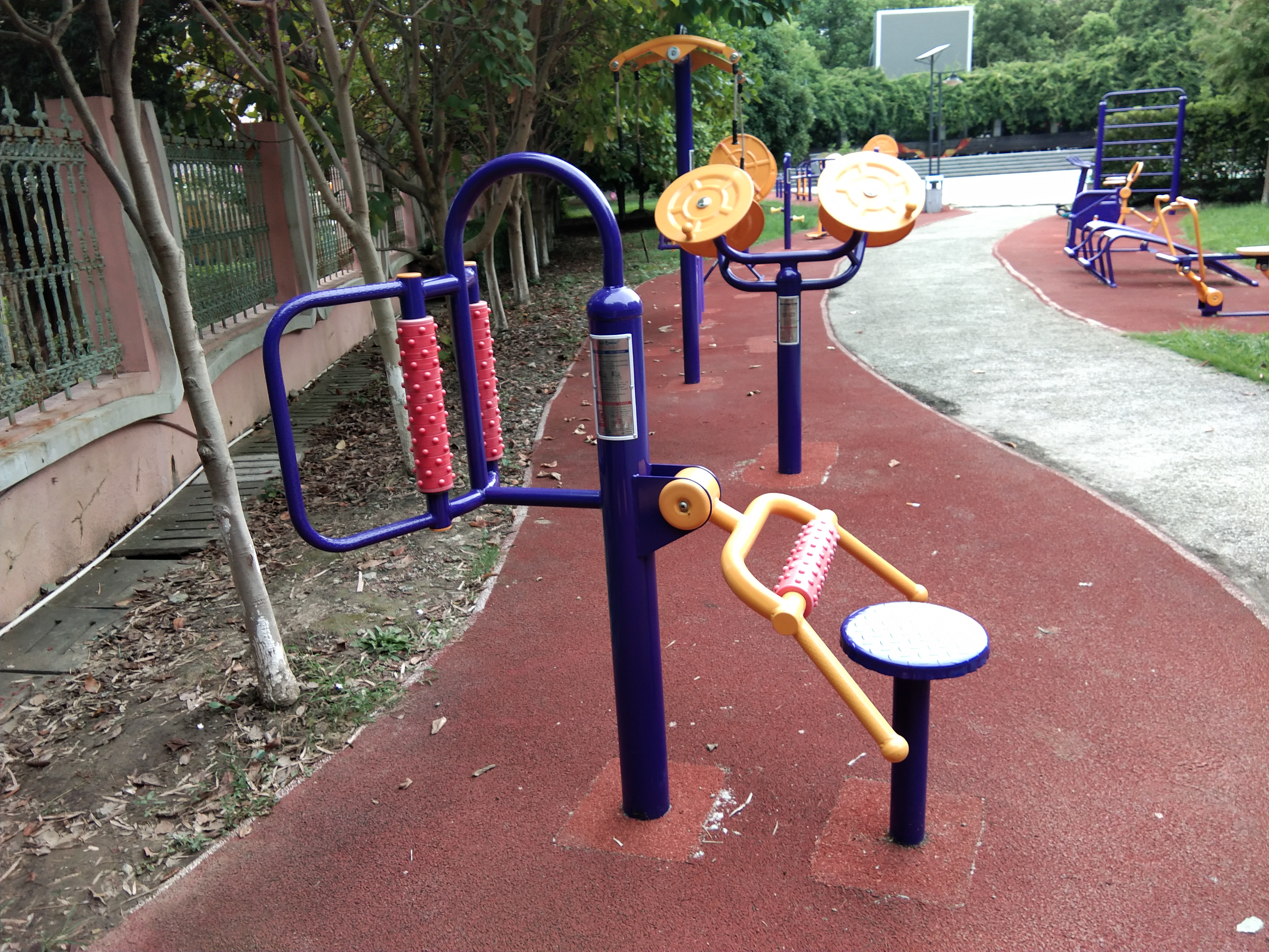 腰背按摩器 腰背按摩器