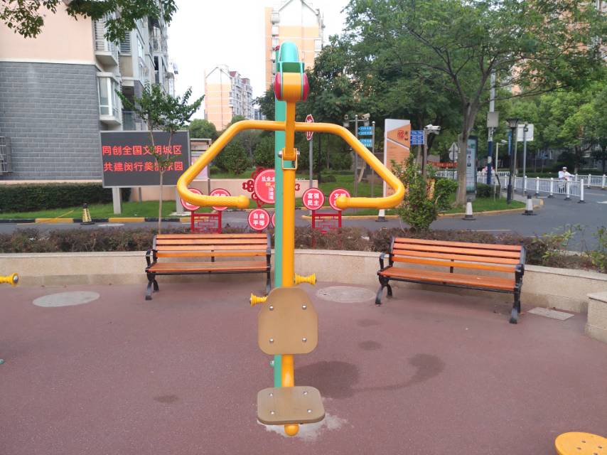 坐推訓(xùn)練器 坐推訓(xùn)練器