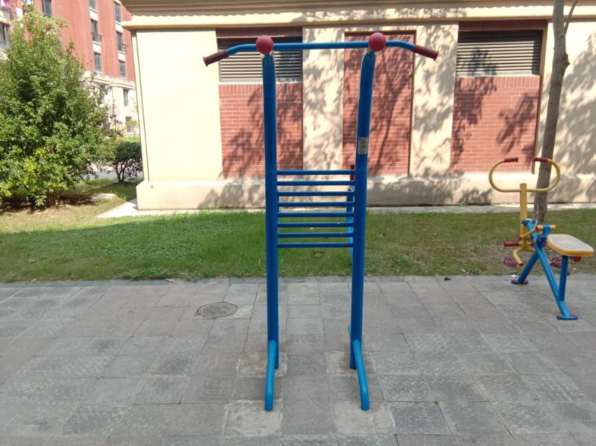 多功能訓(xùn)練器 多功能訓(xùn)練器