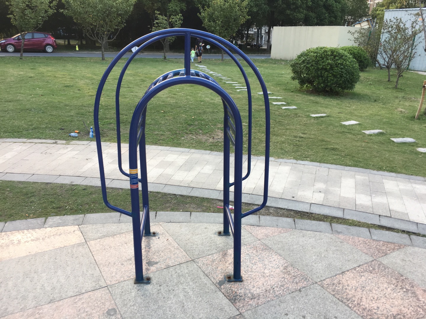 腰背伸展訓練器 腰背伸展訓練器