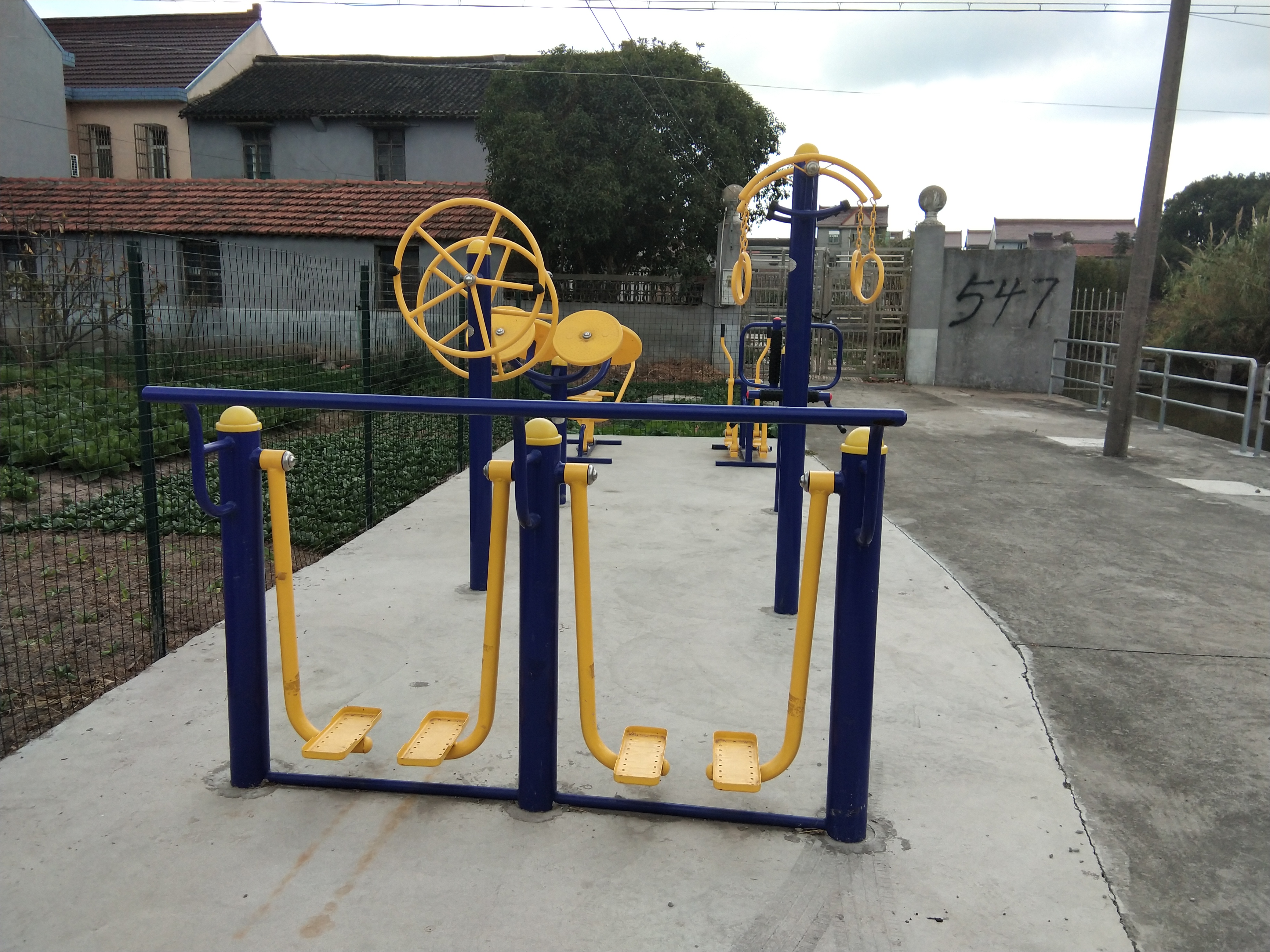 界浜村健身點(diǎn)