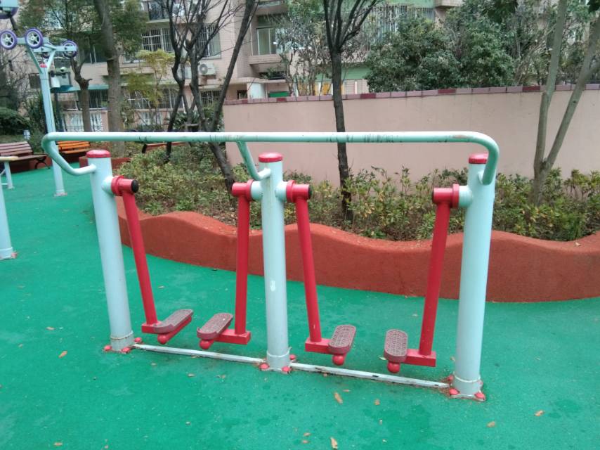 兩聯(lián)漫步機(jī)