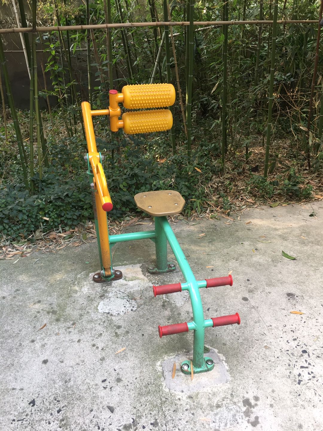 背肌訓(xùn)練器