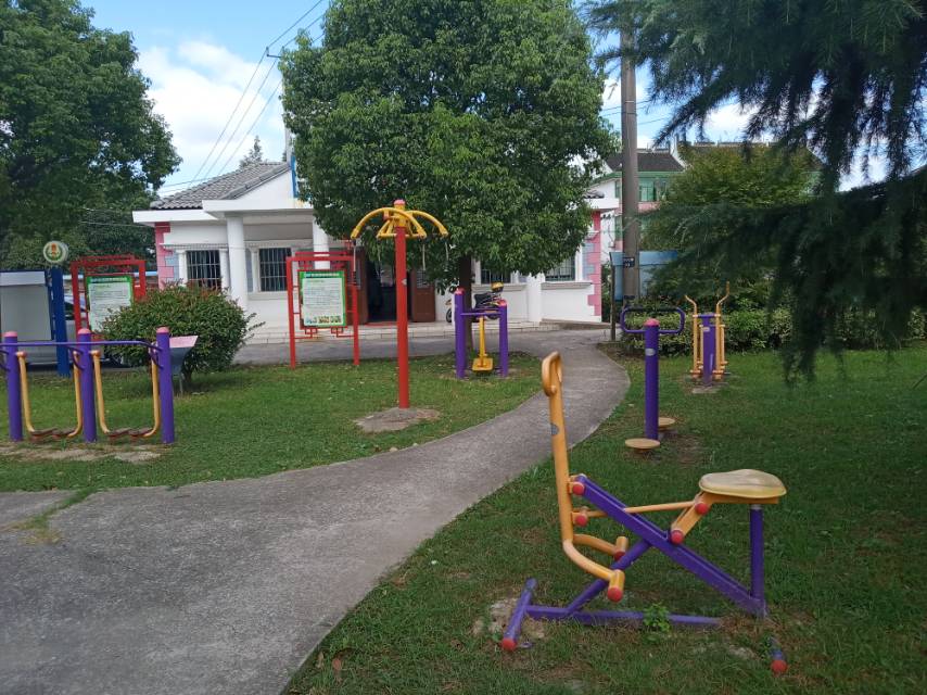 八字村市民益智健身點(diǎn)