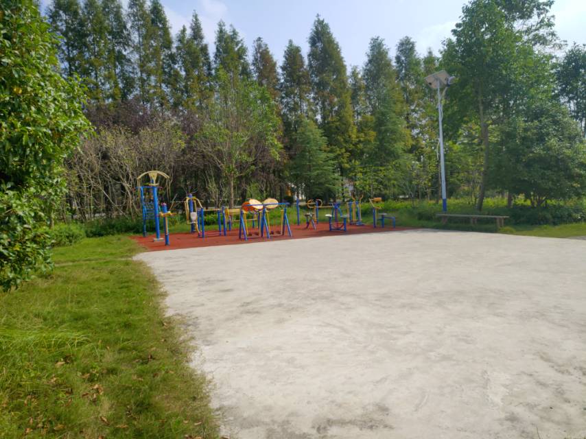 團(tuán)結(jié)村市民公園健身點(diǎn)