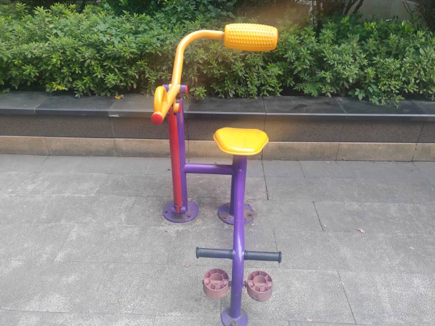 腹背訓練器 腹背訓練器