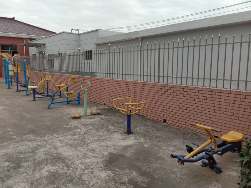 欄桿村文化體育中心健身點(diǎn)