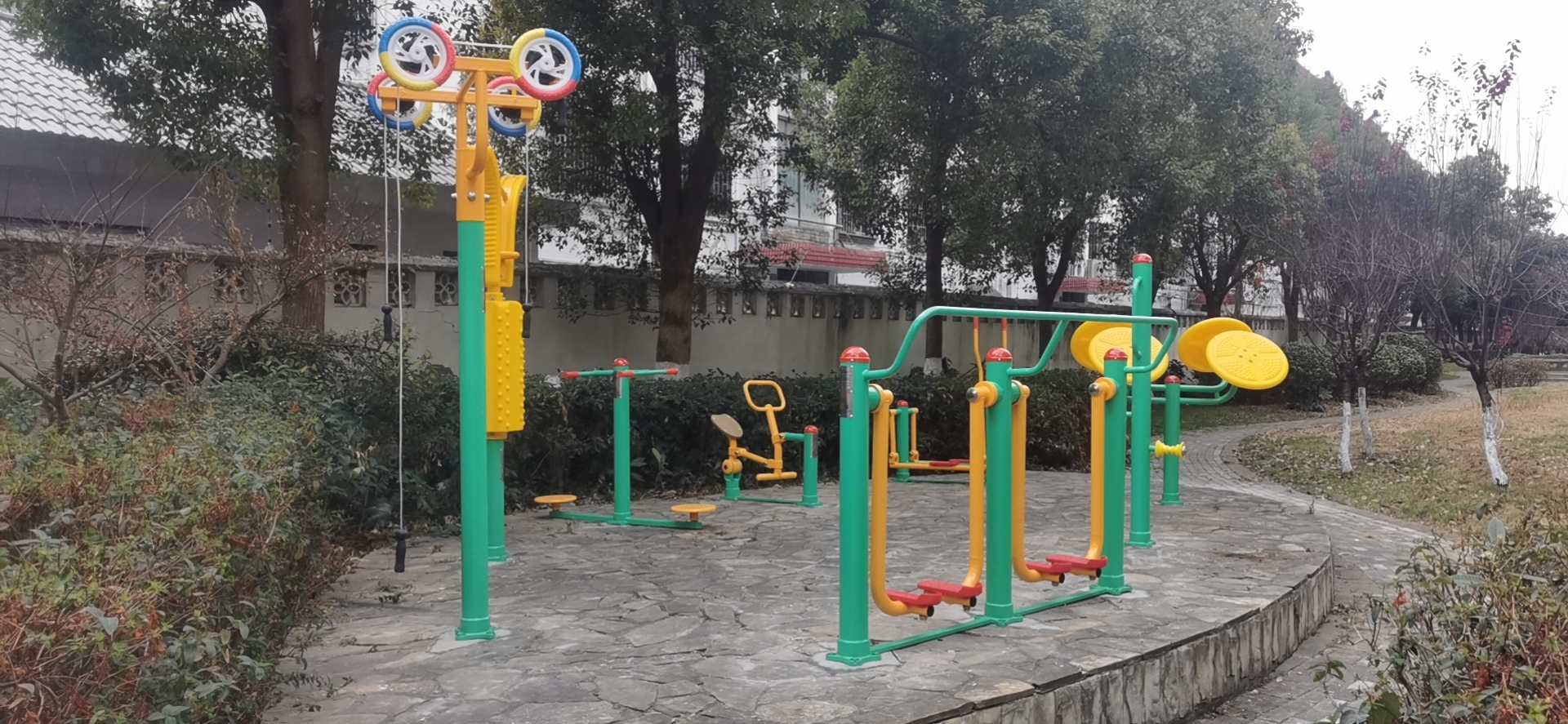 銀光苑1號(hào)健身點(diǎn)