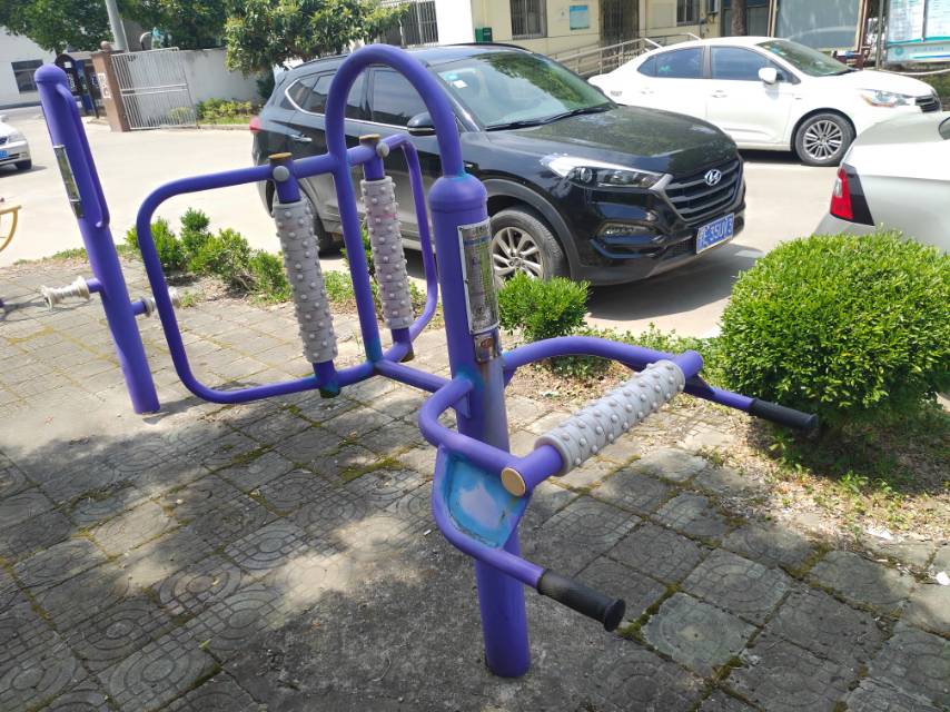 腰背按摩器 腰背按摩器