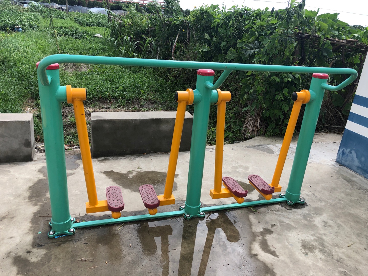 兩聯(lián)漫步機(jī) 兩聯(lián)漫步機(jī)