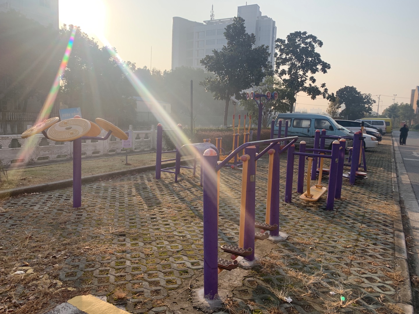 彩虹雅苑東苑健身點(diǎn)