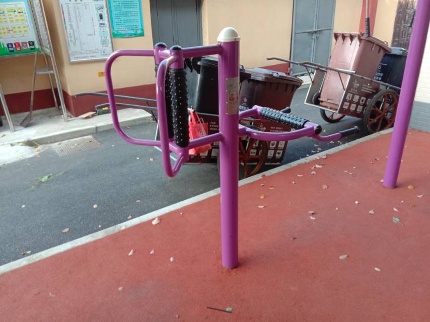 腰背按摩器 腰背按摩器