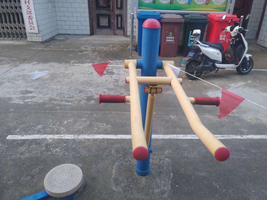 腹背鍛煉器 腹背鍛煉器