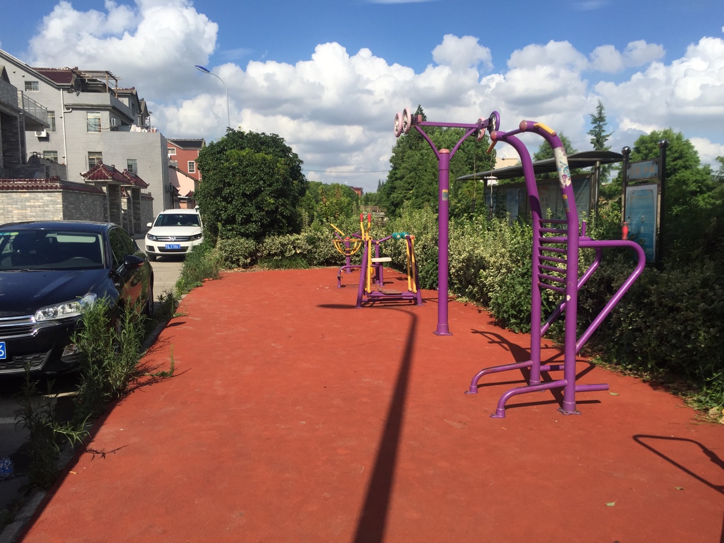 鷲山村張家橋健身點(diǎn)