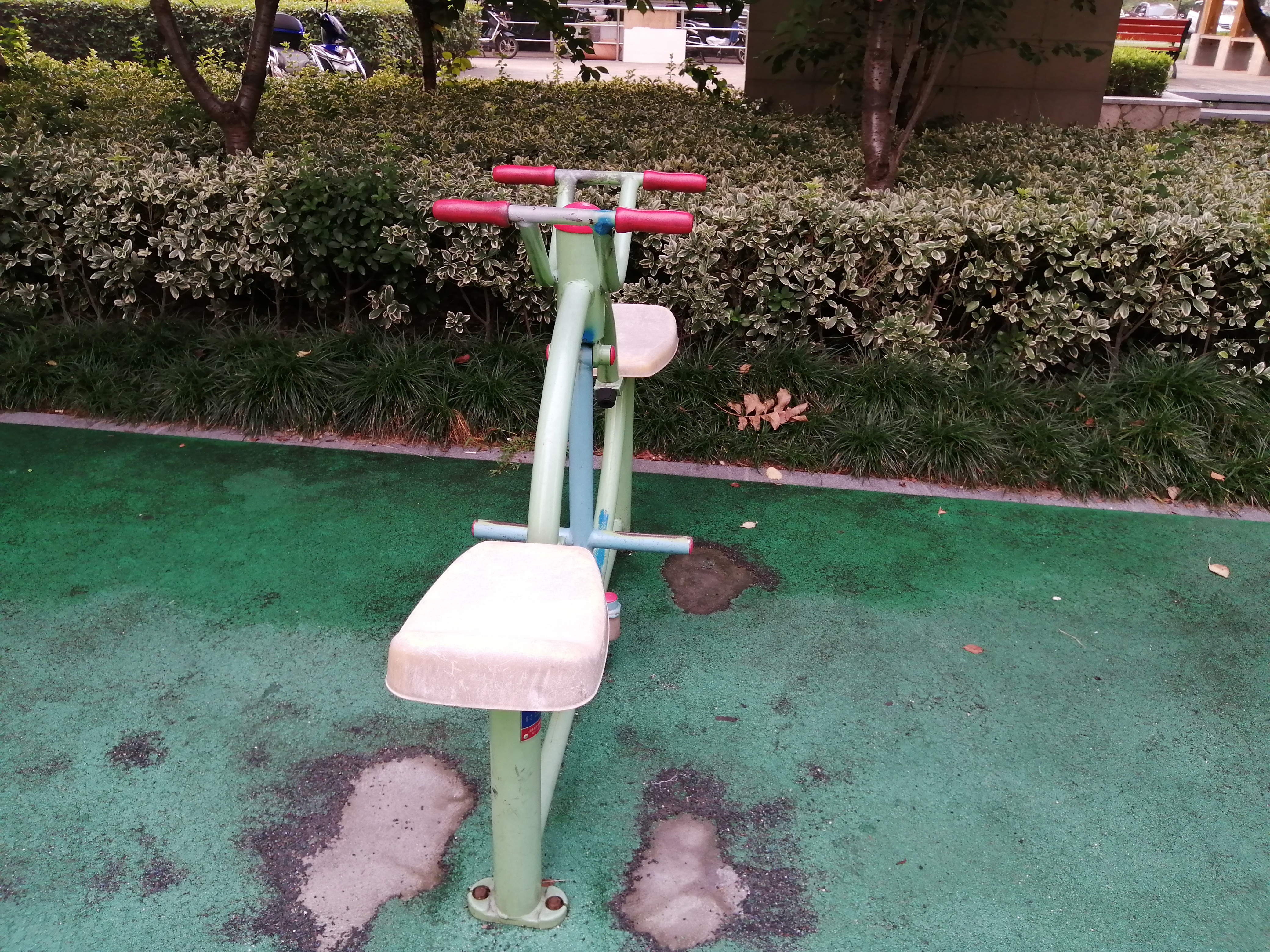 下肢康復(fù)器