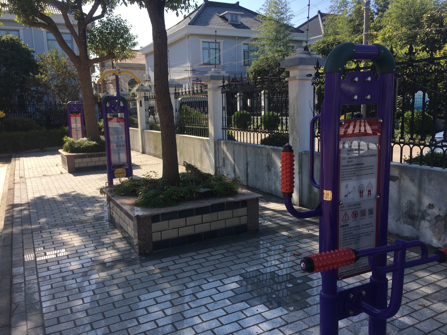 勤益村村委健身點(diǎn)