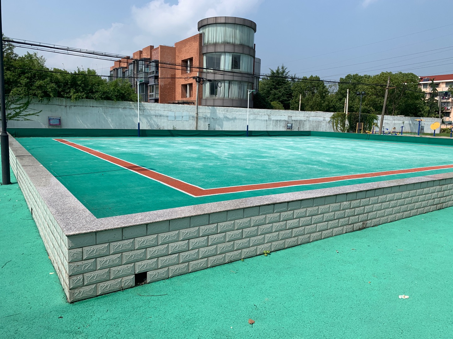 前進(jìn)門(mén)球場(chǎng)