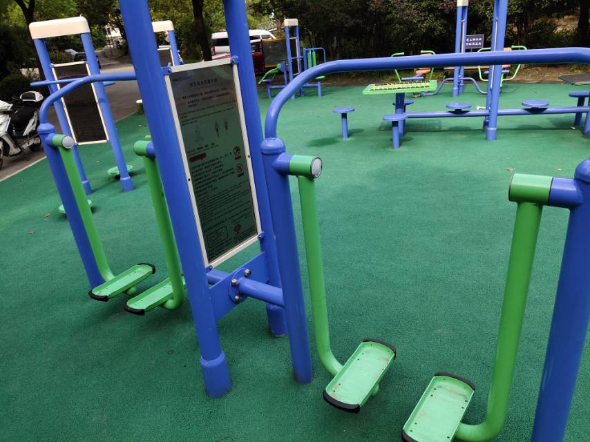 雙立柱太空漫步器 雙立柱太空漫步器