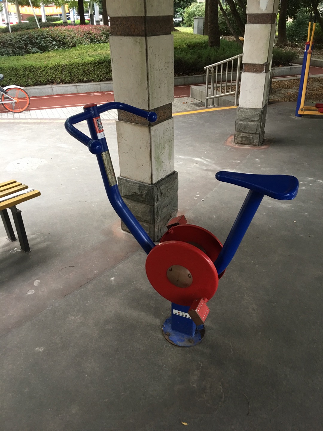 直立健身車 直立健身車