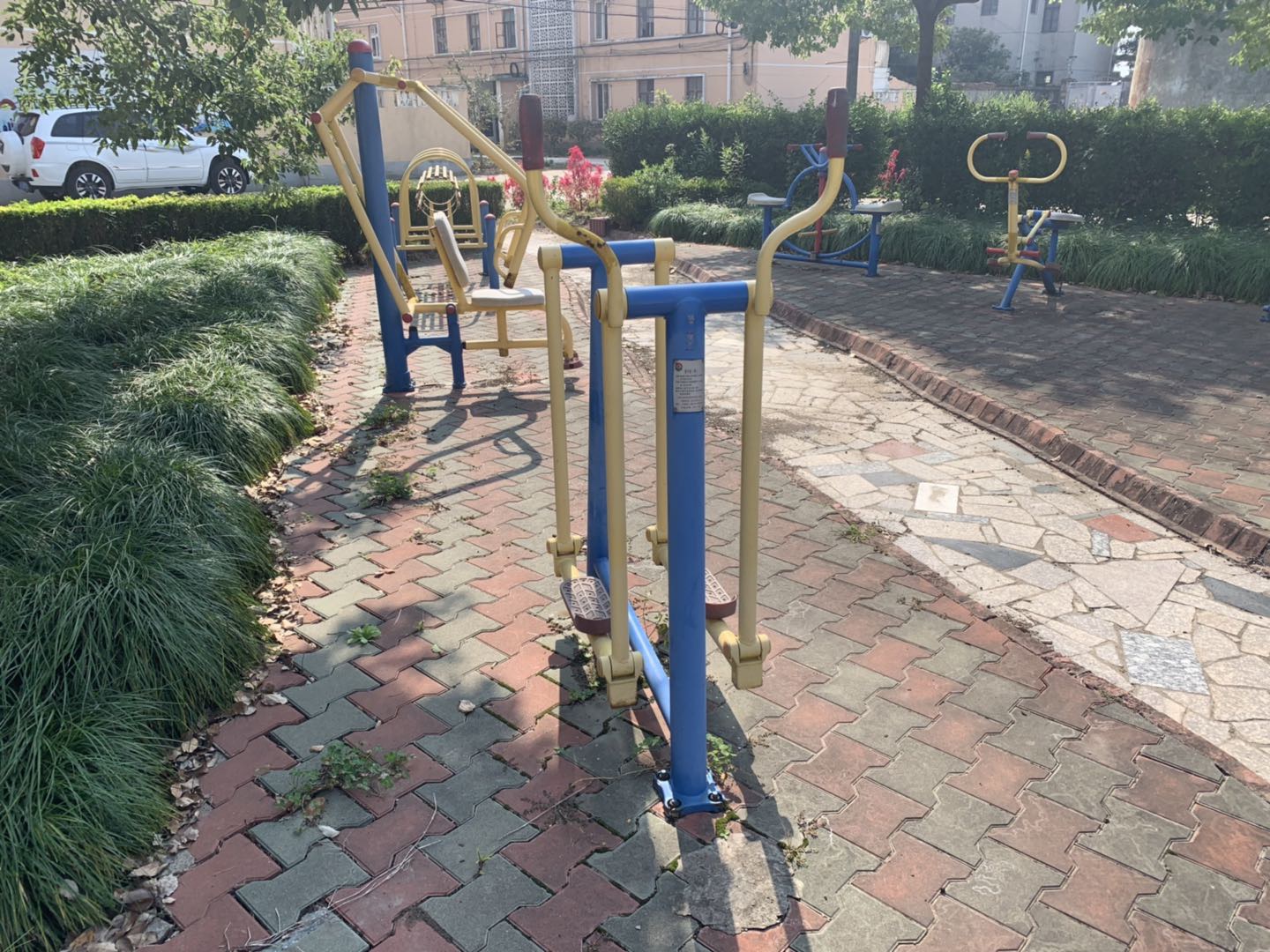 漫步器(單) 漫步器(單)