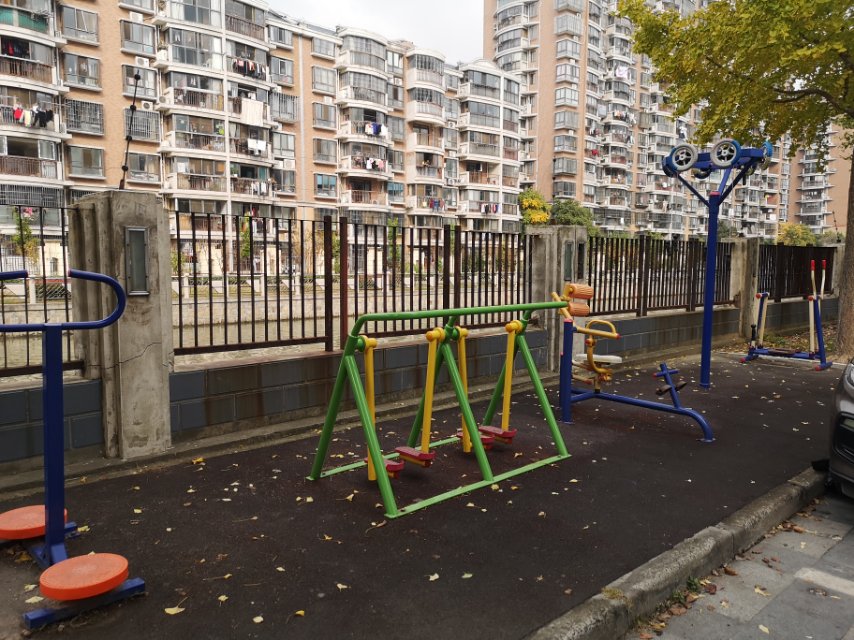 沈默花苑健身點(diǎn)南八灶居委