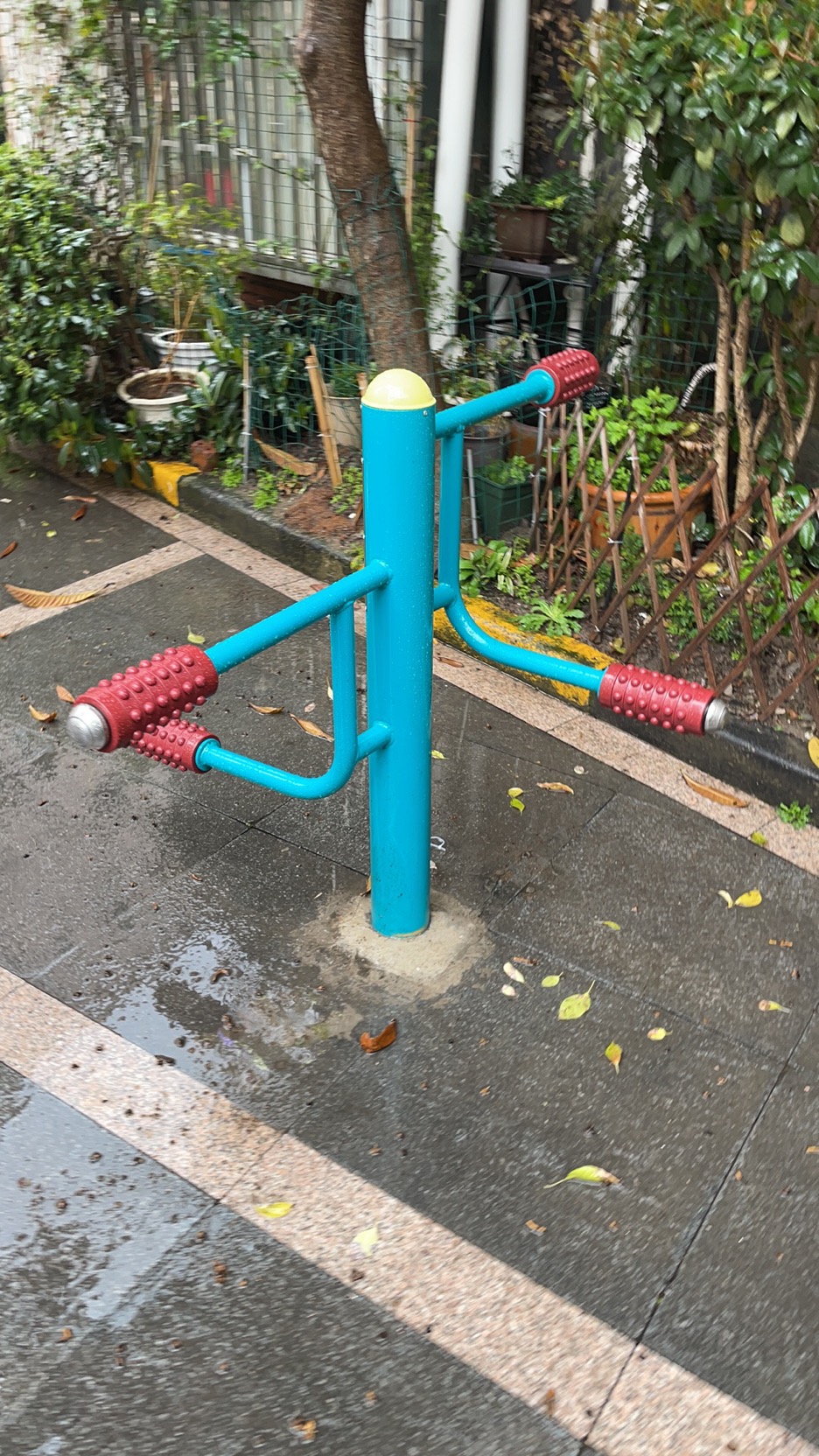 四級(jí)壓腿按摩器