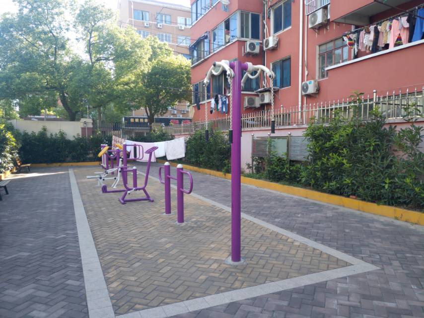 紫薇居委散區(qū)健身點