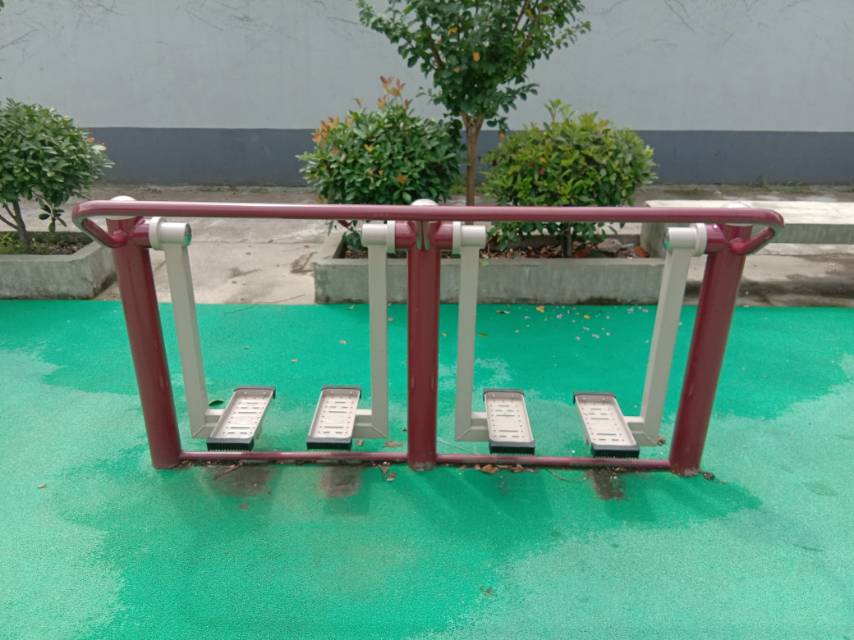 二位太空漫步機 二位太空漫步機