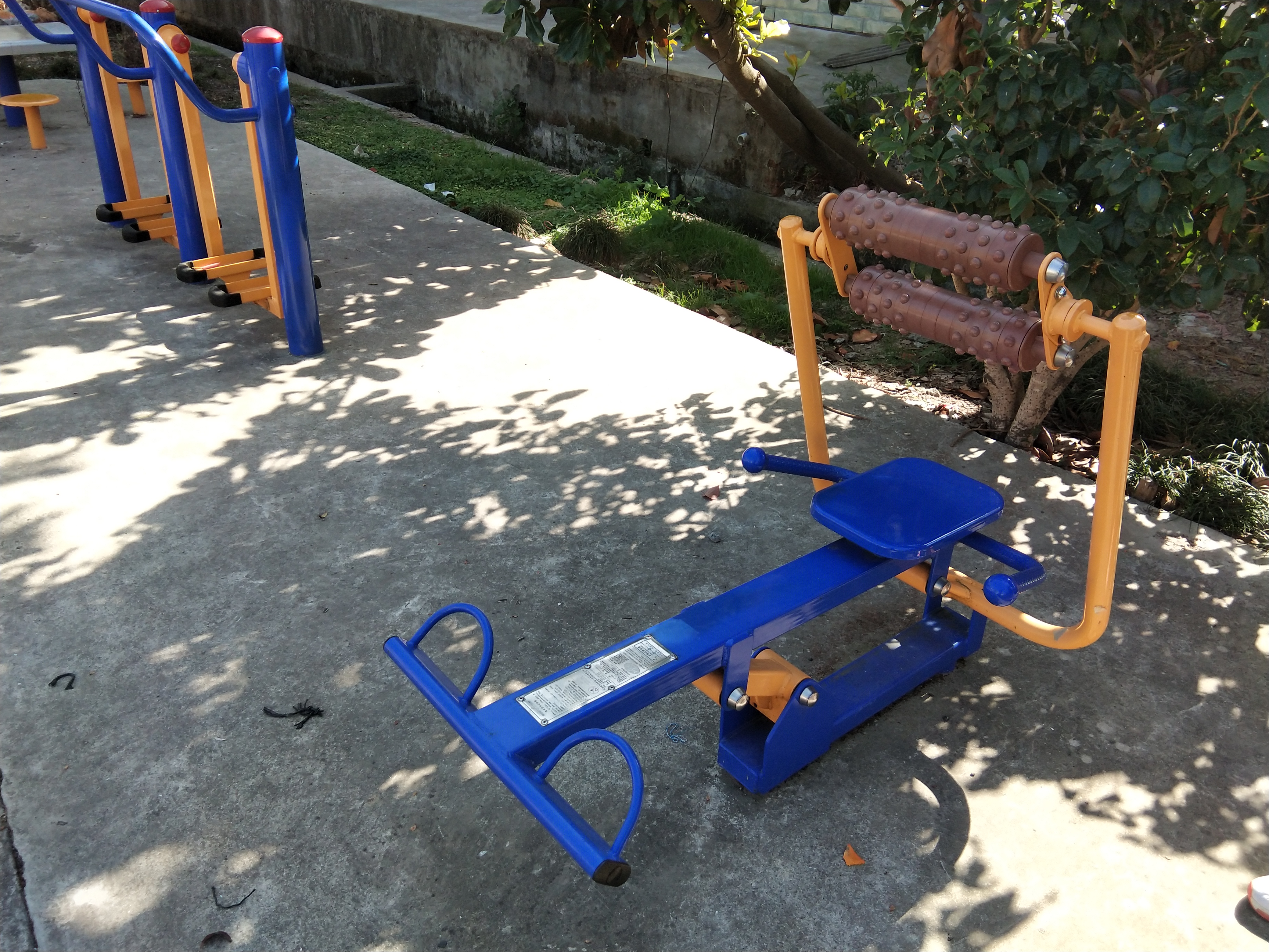 腹背屈伸訓(xùn)練器