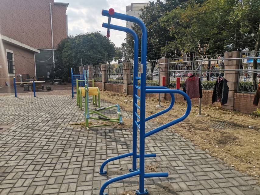 多功能訓(xùn)練器 多功能訓(xùn)練器