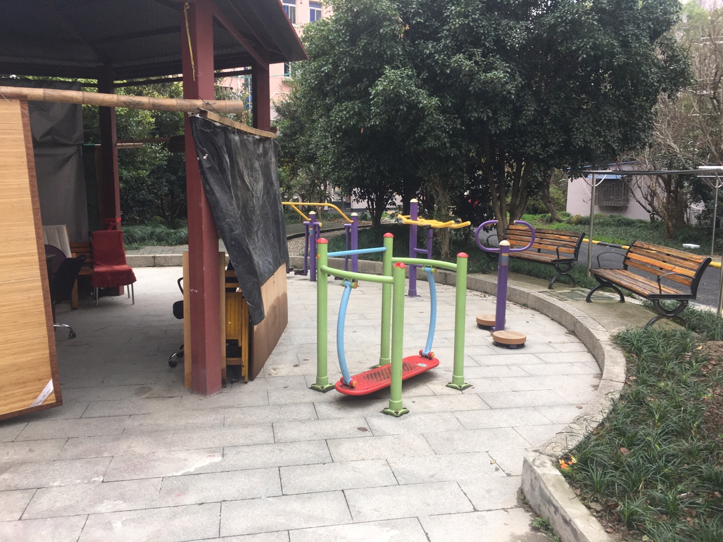 乾溪四居委益智健身點(diǎn)