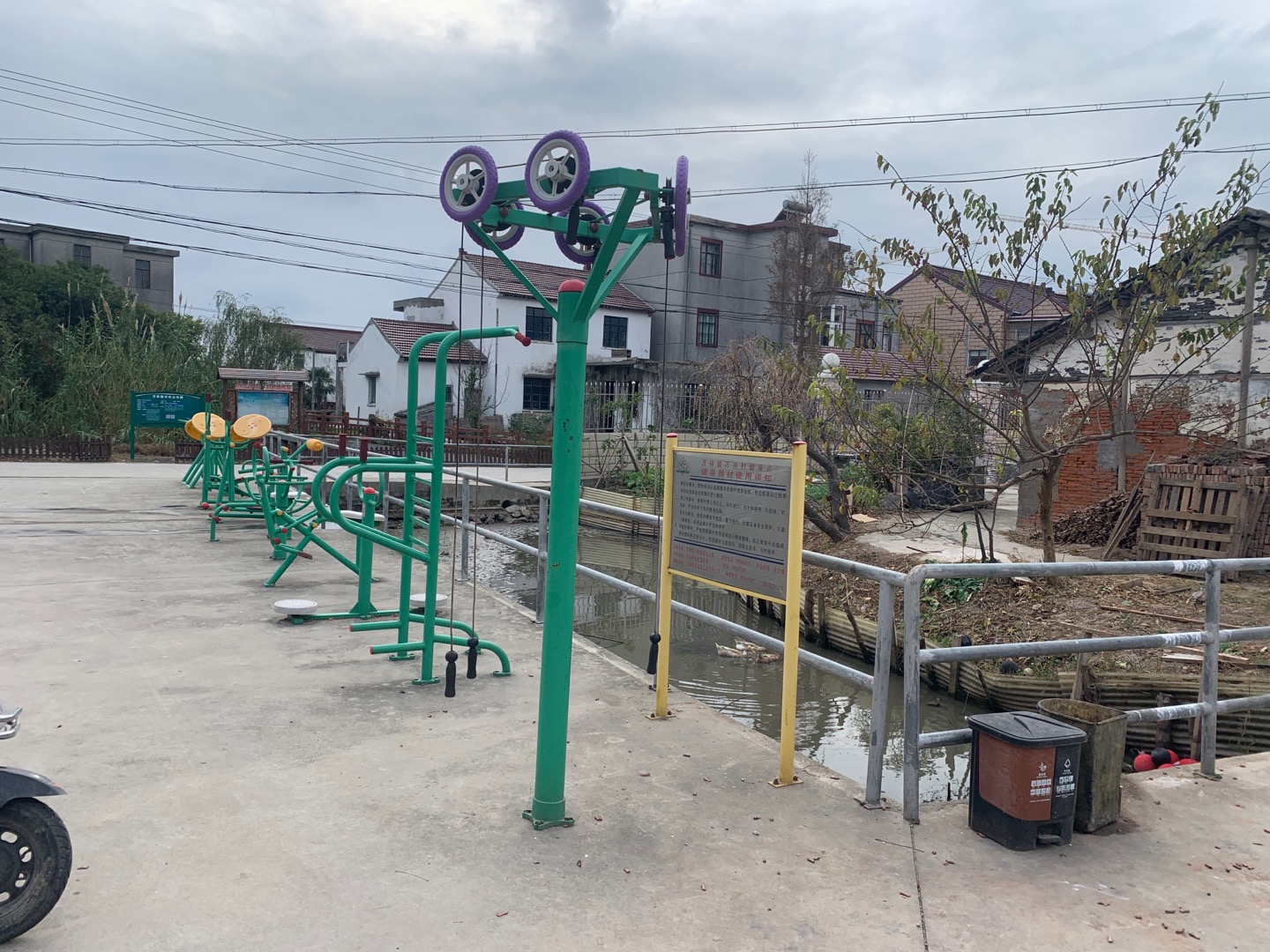 萬祥鎮(zhèn)萬興村健身點(diǎn)