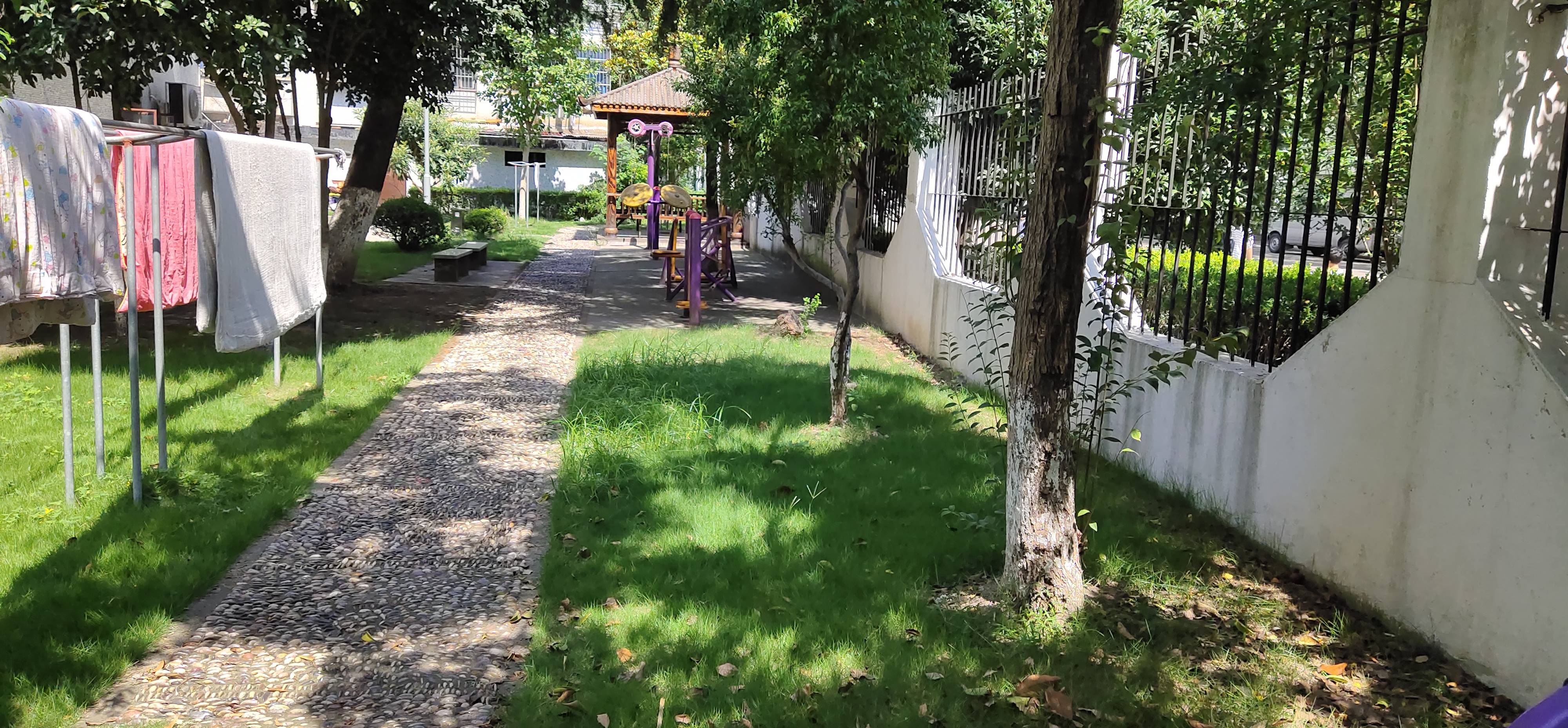 富麗居委羅南二村健身點(diǎn)