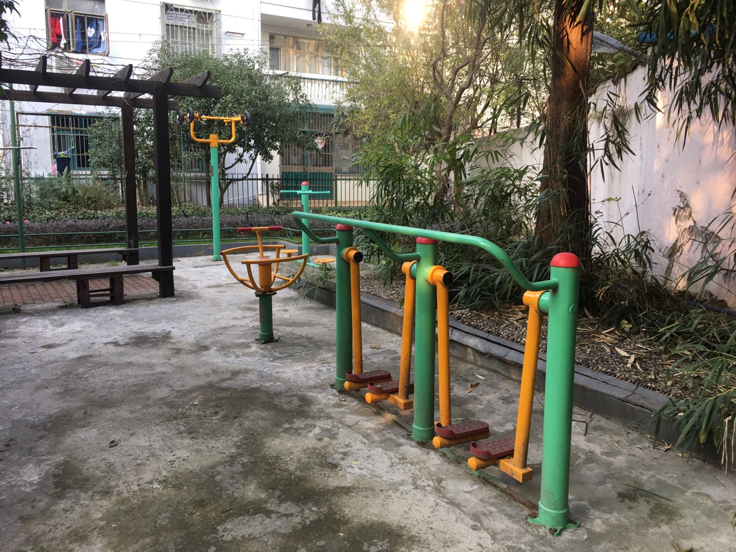 小華僑新村健身點(diǎn)