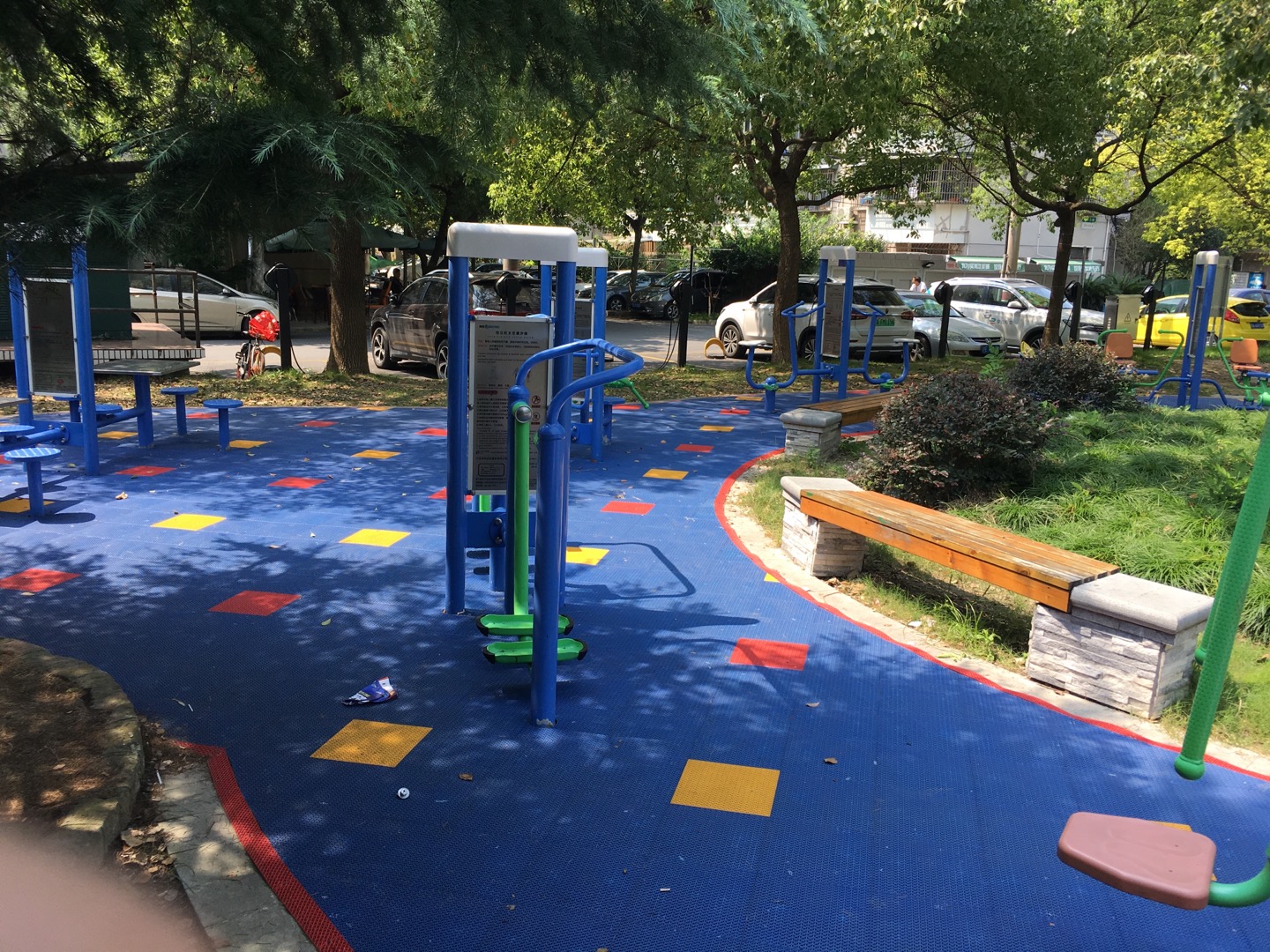 海江二村居委健身點(diǎn)（1）