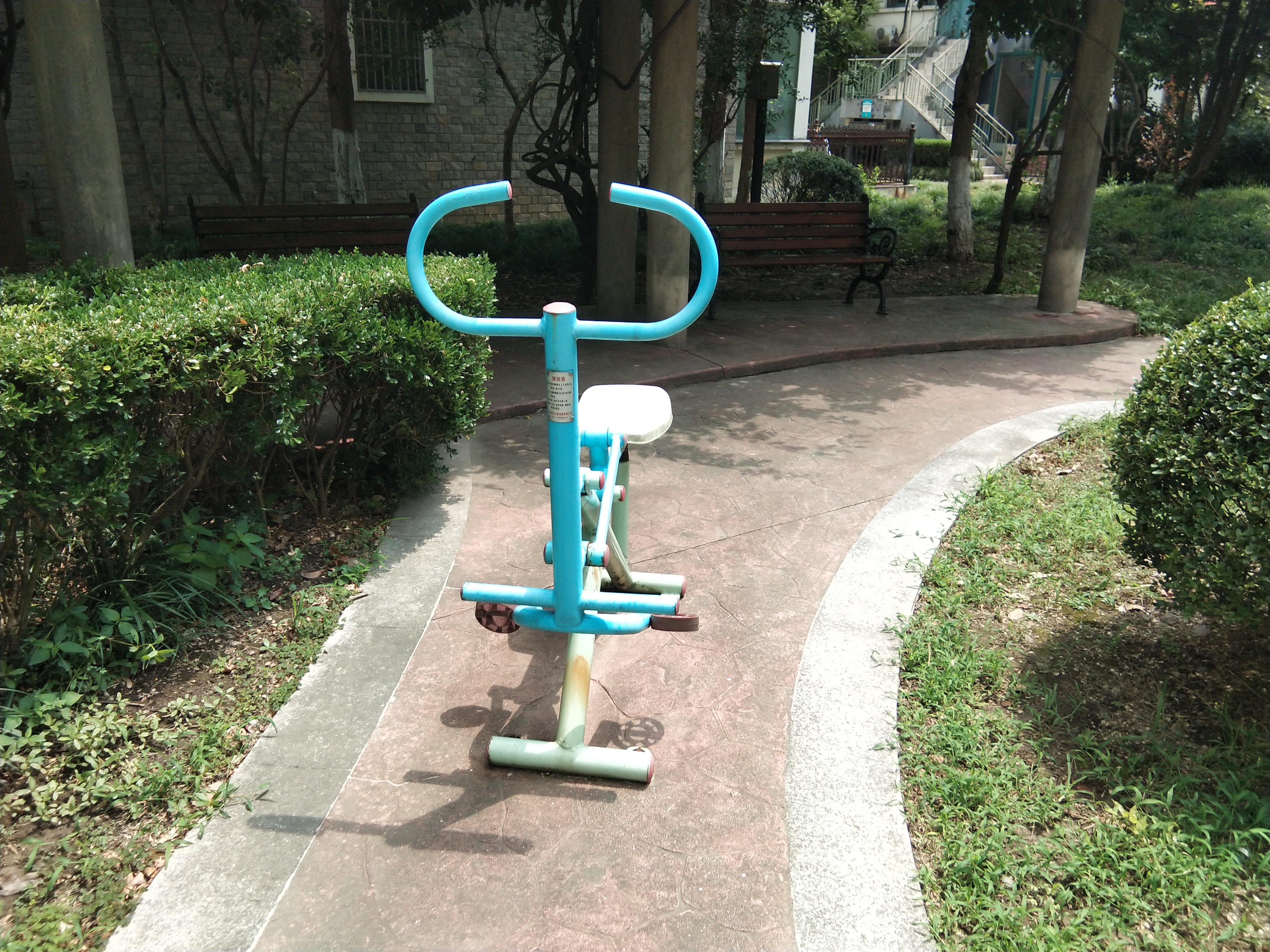 健騎機(jī) 健騎機(jī)