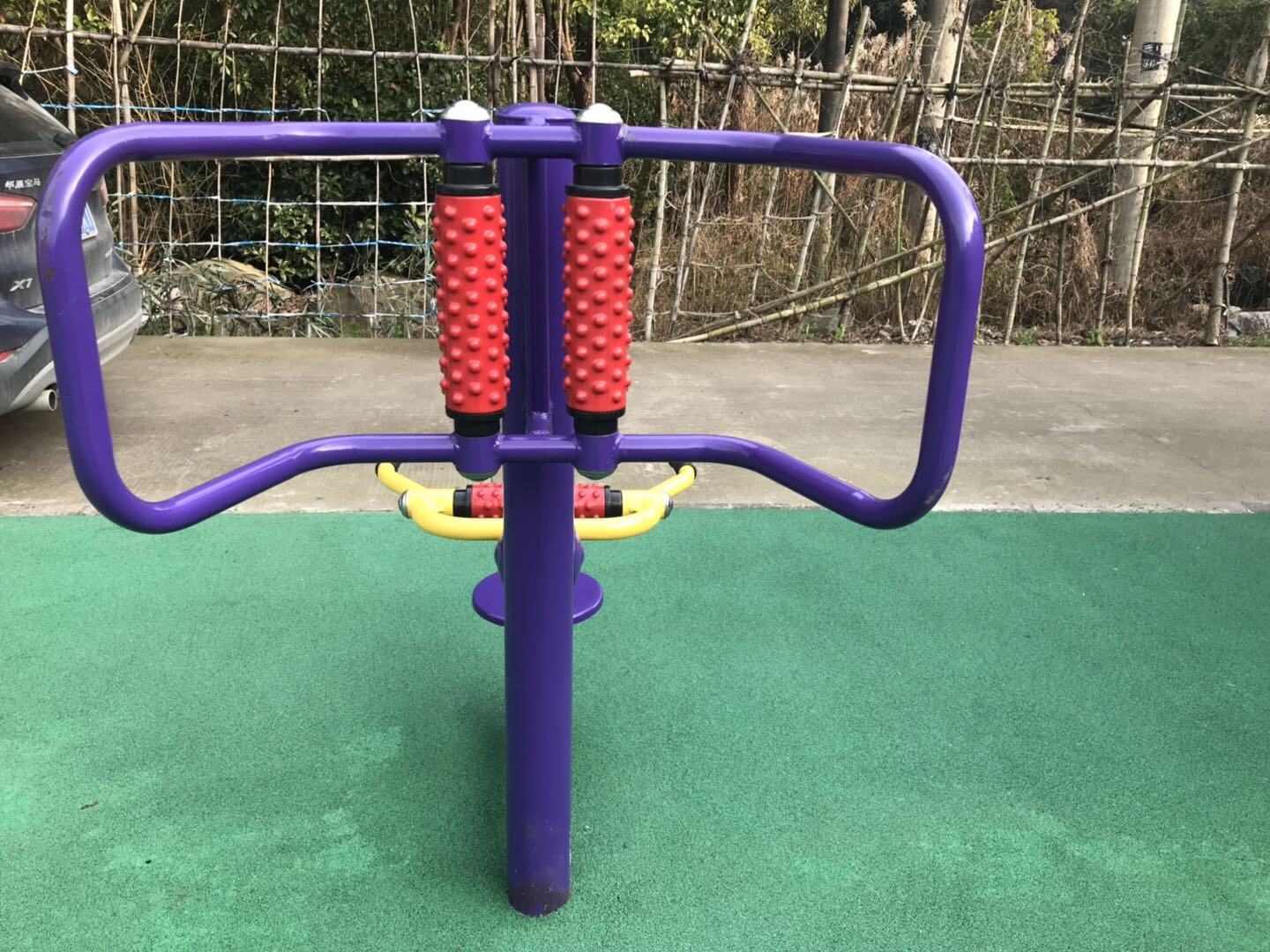 腰背按摩器 腰背按摩器