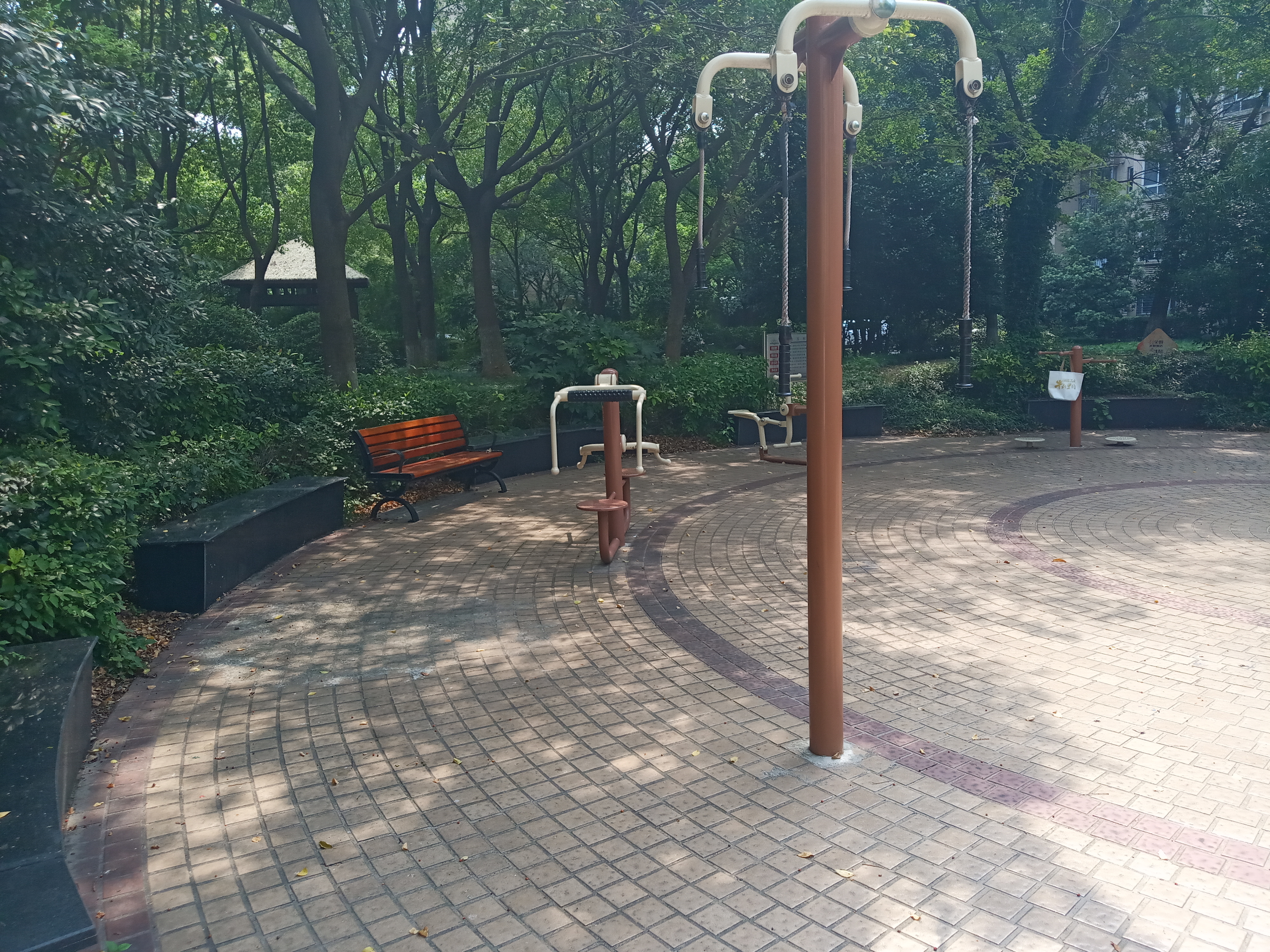 平吉五村居委E健身苑點