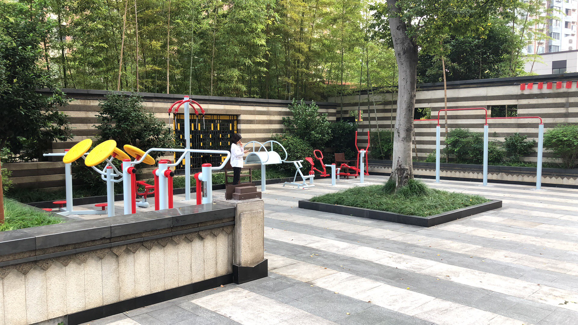 御橋三居健身點(diǎn)