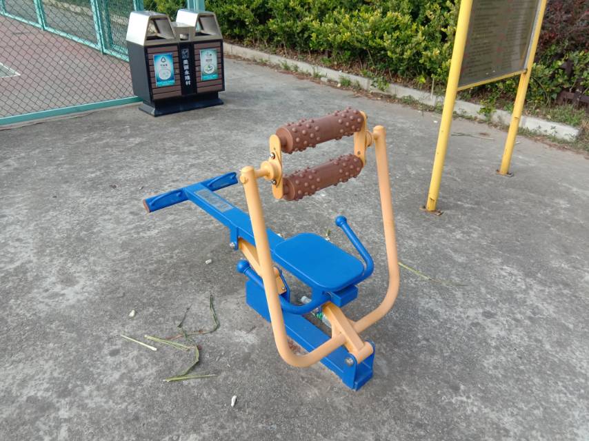 腹背屈伸訓(xùn)練器