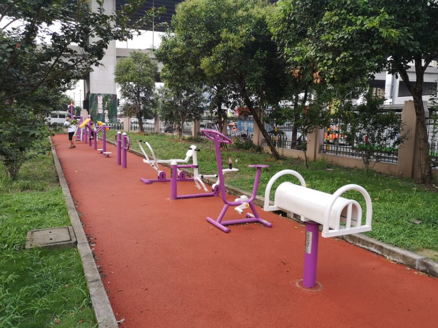 社區(qū)體育活動中心健身點