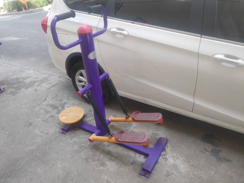 扭腰踏步機(jī)