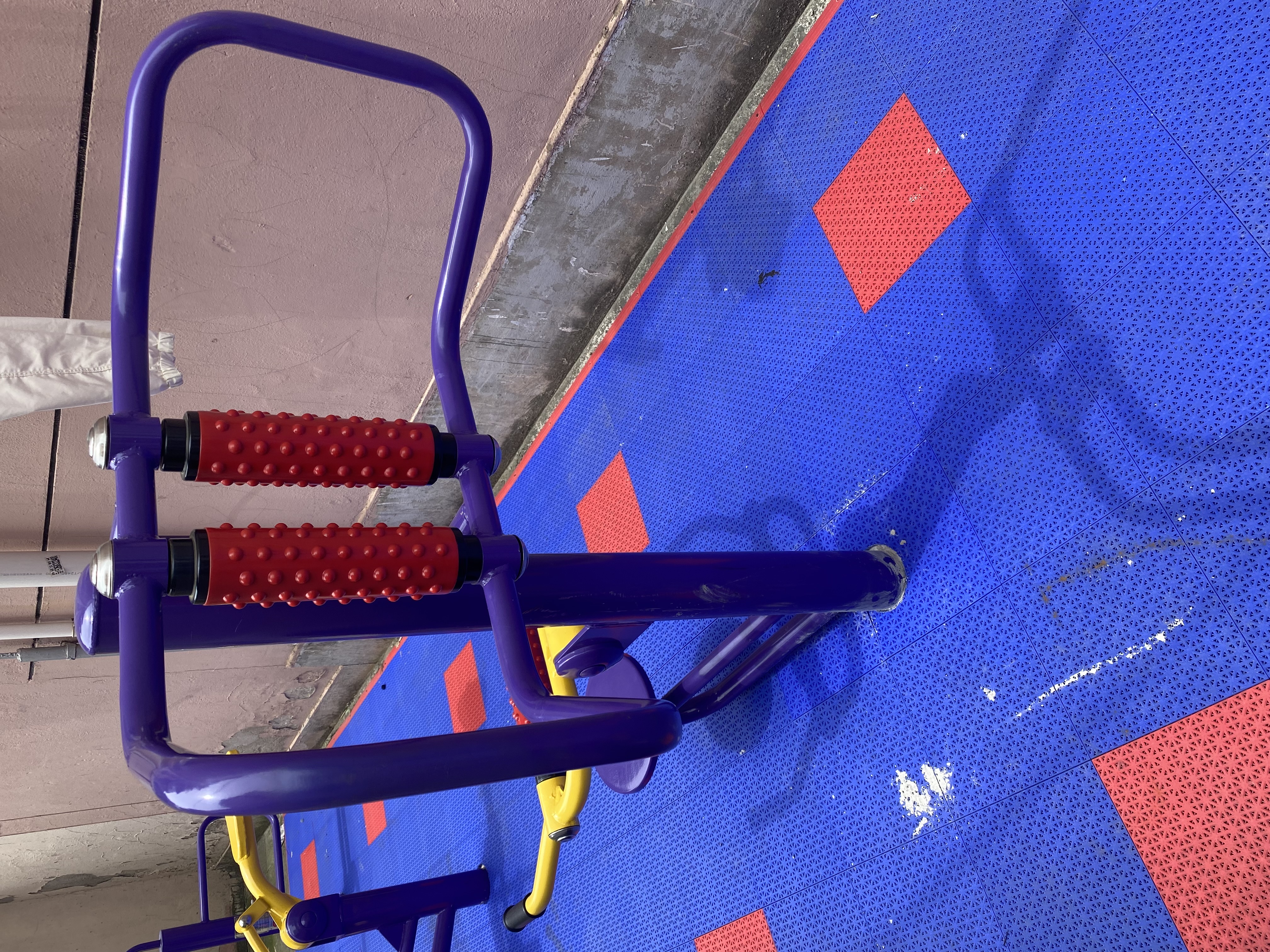 腰背按摩器 腰背按摩器